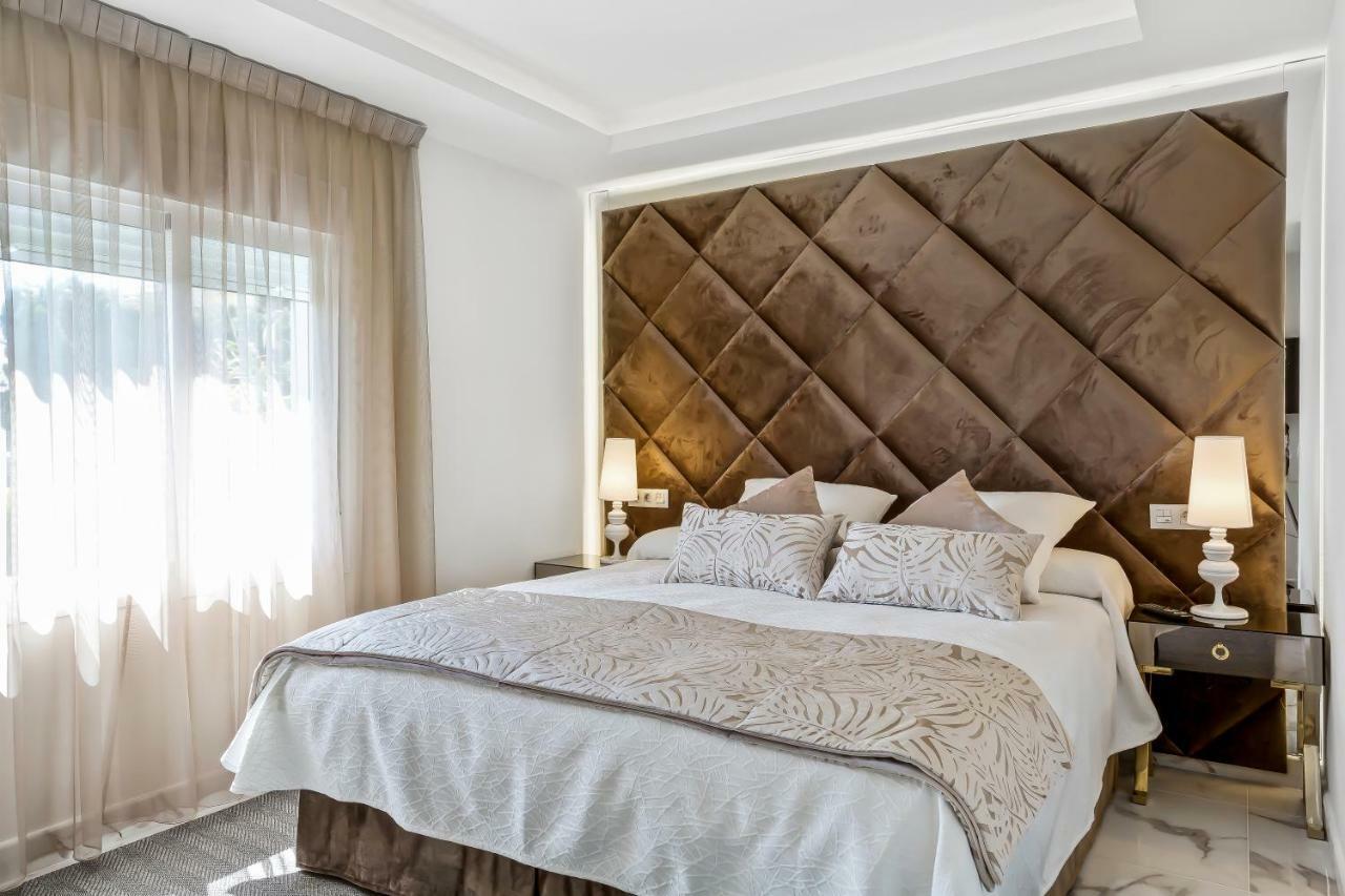 Luxury Villa Marbella With Nice Garden, Pool And Jacuzzi By Varenso Holidays Εξωτερικό φωτογραφία