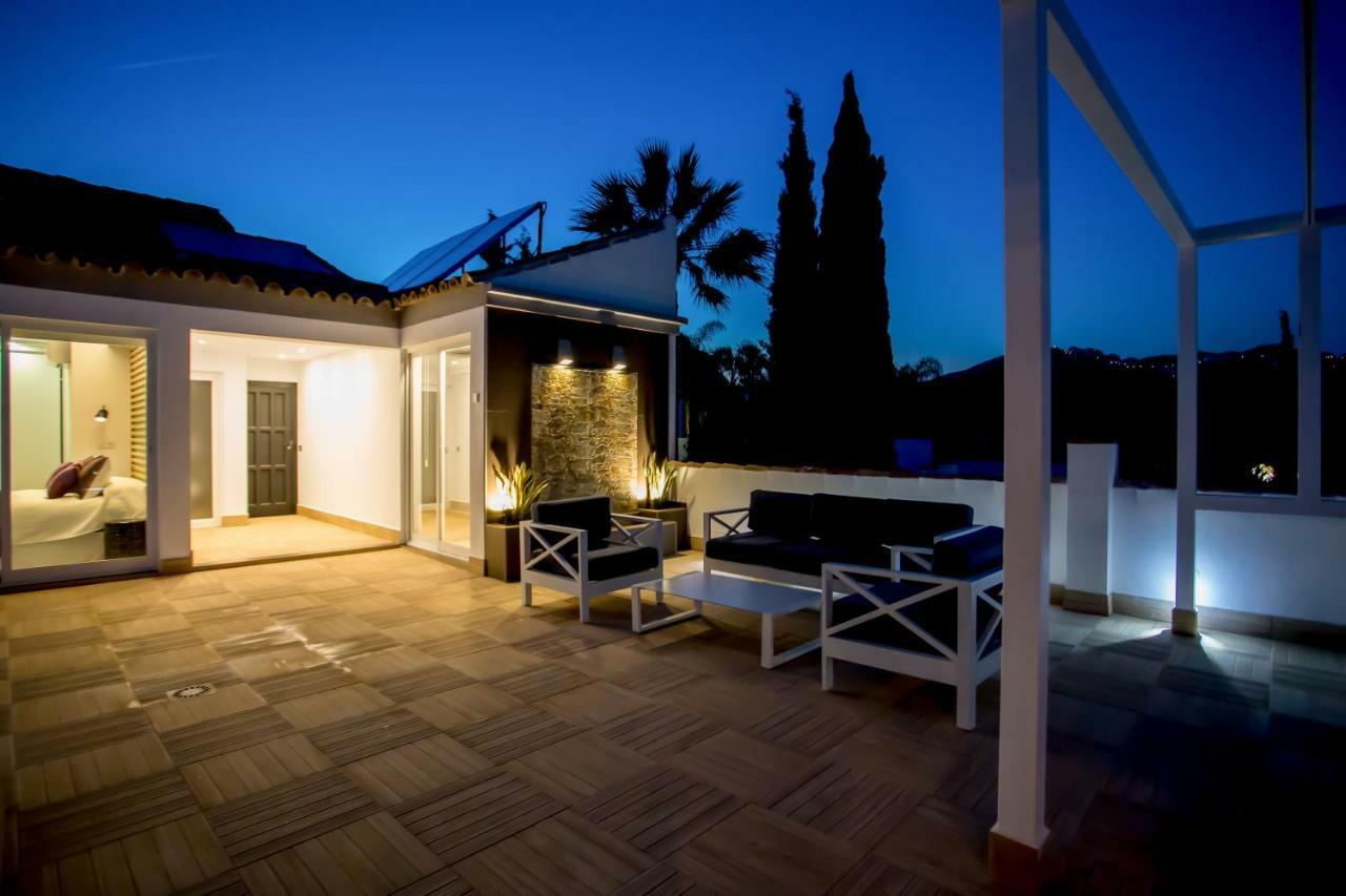 Luxury Villa Marbella With Nice Garden, Pool And Jacuzzi By Varenso Holidays Εξωτερικό φωτογραφία